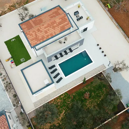 Azeitona Villa Sukošan